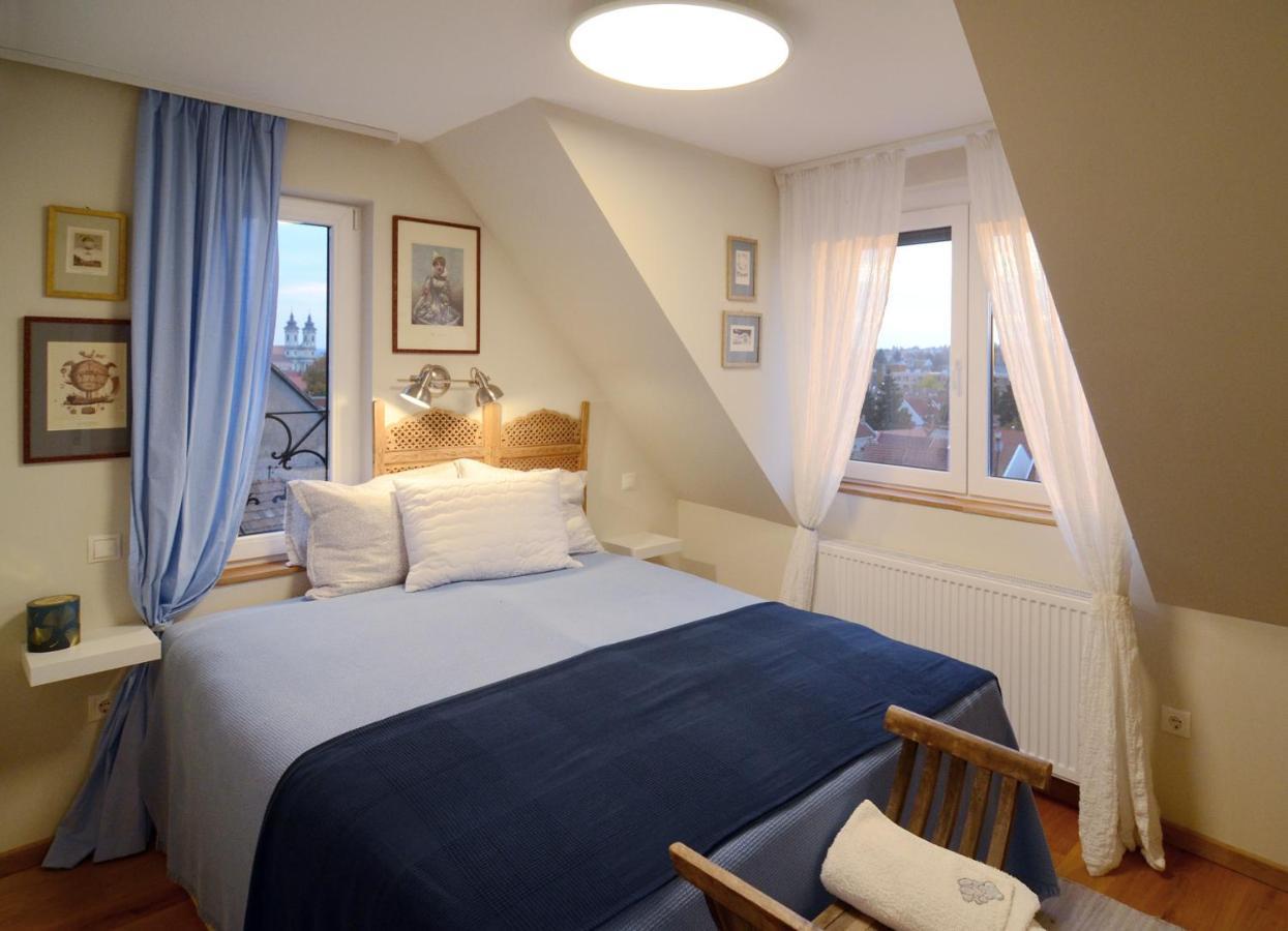 Filia Apartman Eger Buitenkant foto